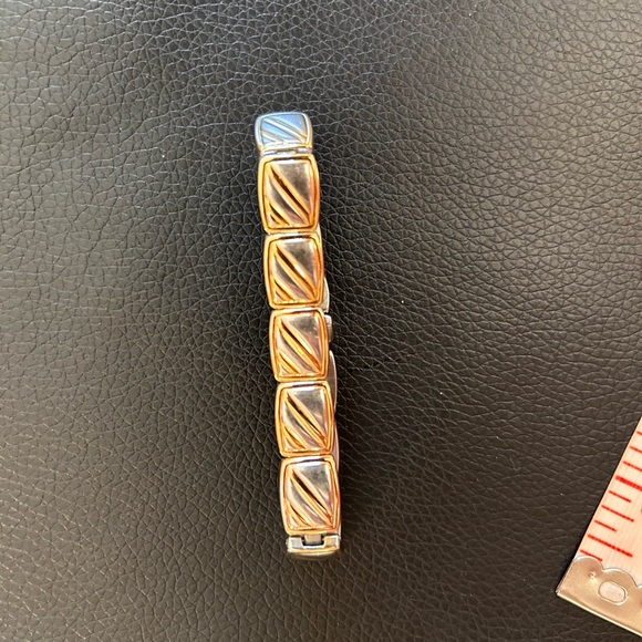 Jeffrey Scott Fine Magnetics
14k Gold Stainless Steel
Stampato Bracelet - Picture 6 of 6